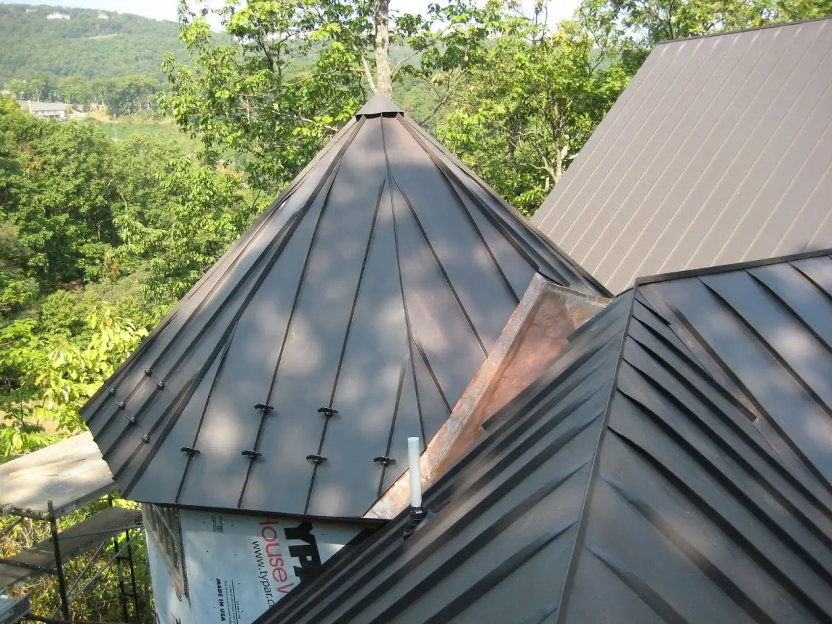 Professional Roof Tarp Installation by Craftsman Roofing in Newcastle